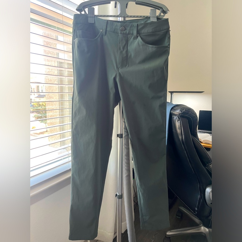 Lululemon abc slim fit pants